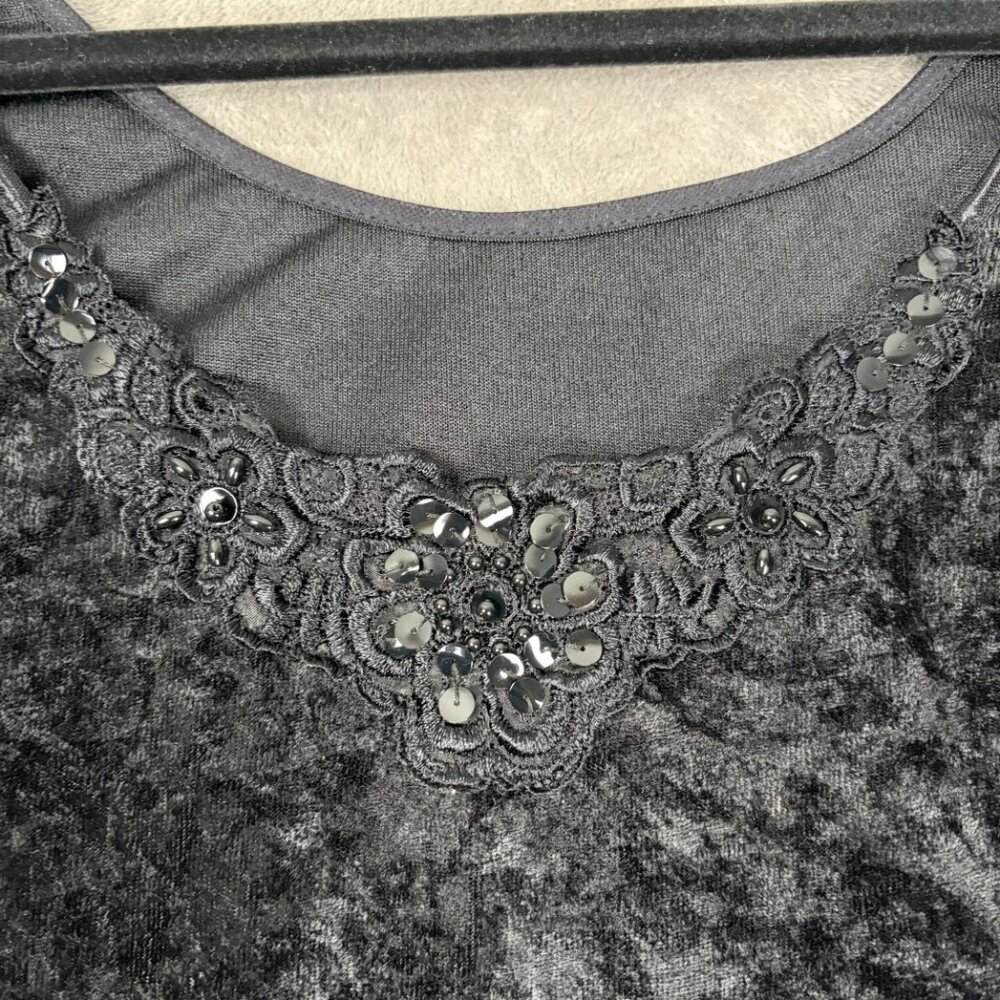 Whimsygoth Y2K Crushed Velvet Tank Women's S Black Floral Sequins Camisole EUC - Picture 5 of 9
